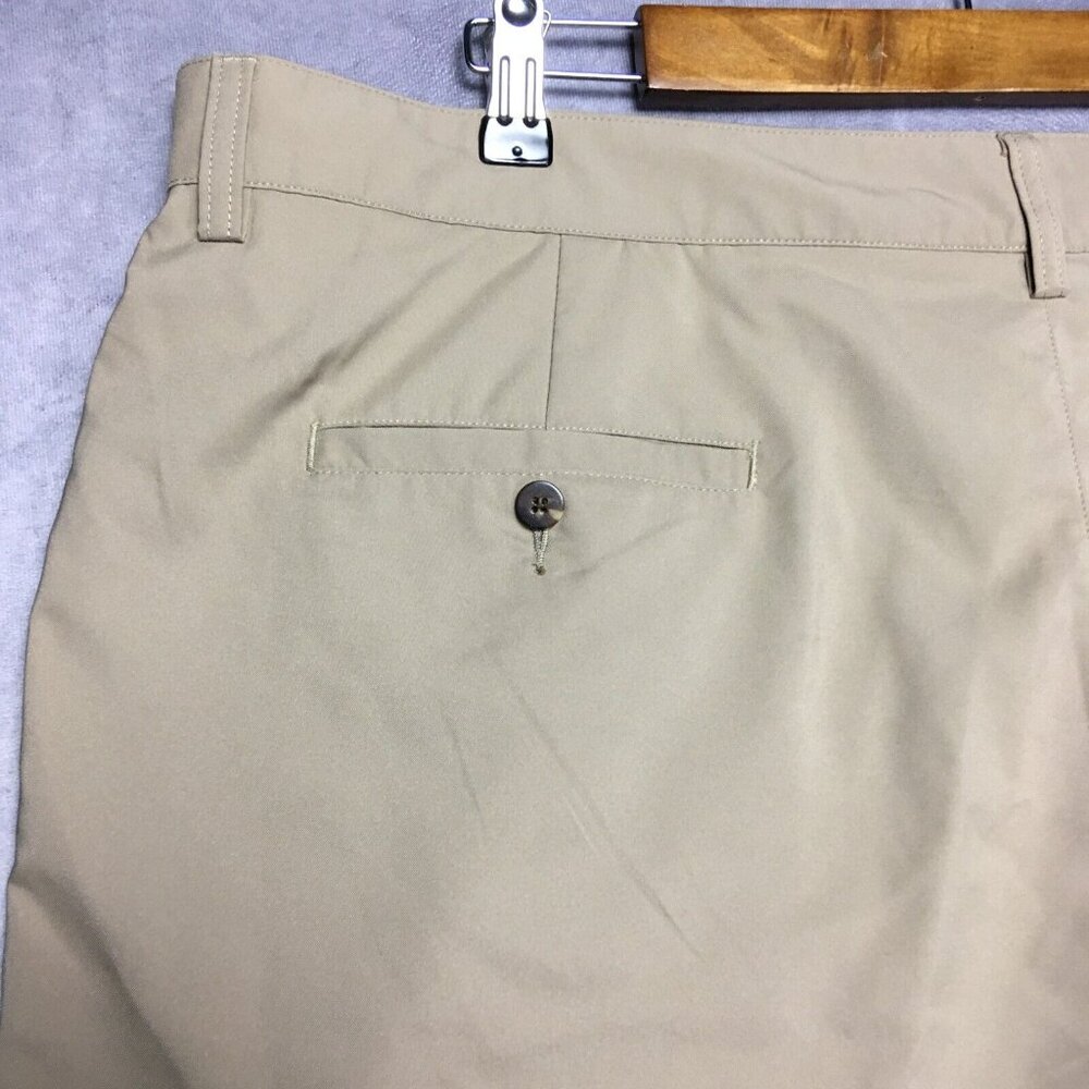 Adidas Mens ClimaLite Shorts size 42 Light Brown Tan Flat Front Lightweight Poly - Picture 9 of 13